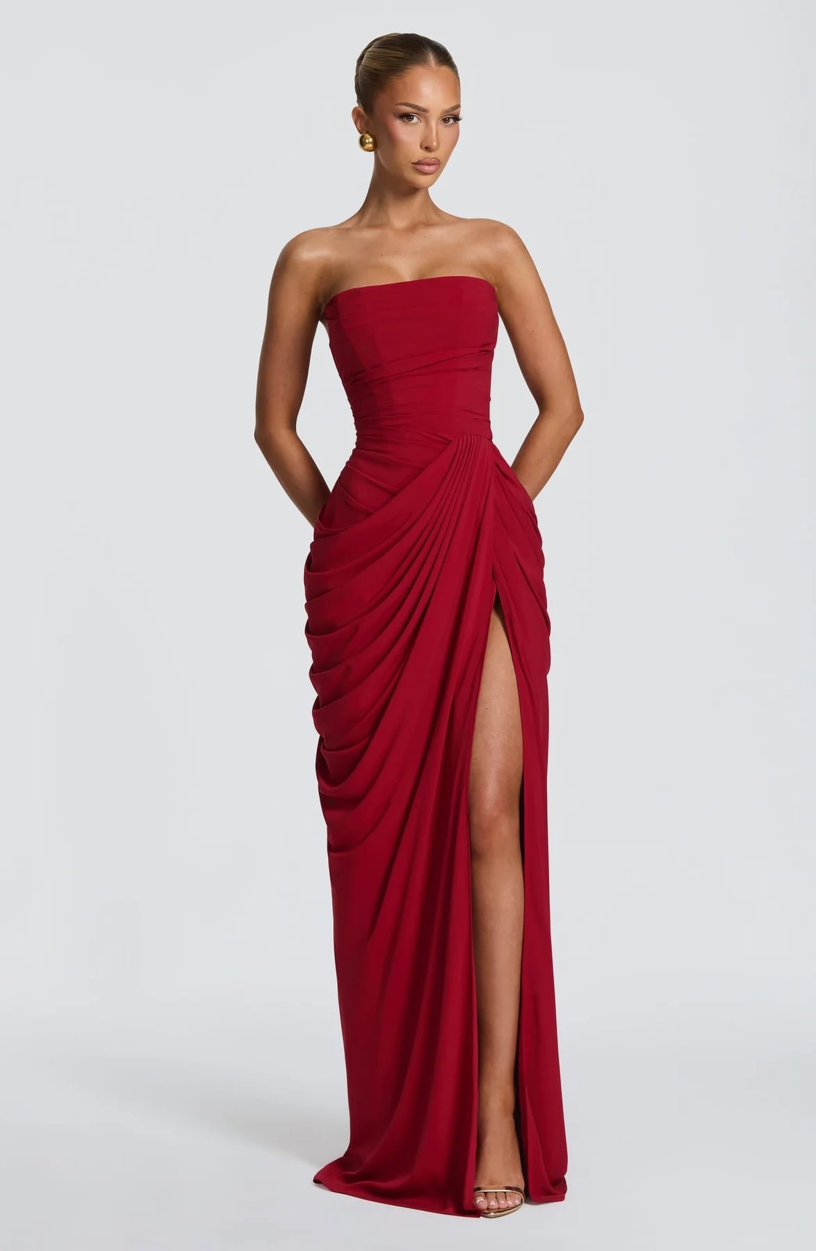 Cyra Maxi Dress (Deep Red)